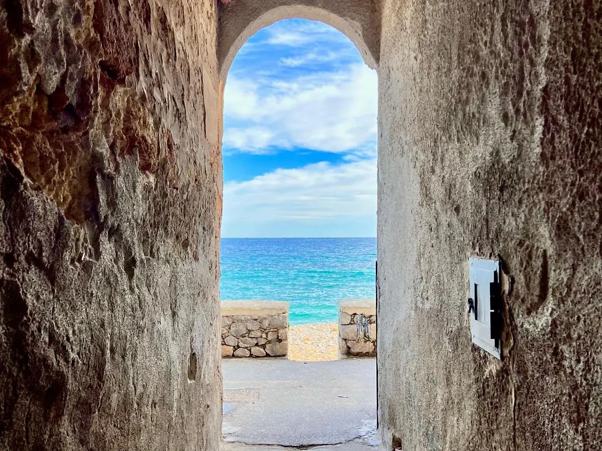 Villa Di Nera B&B Palermo Panzió