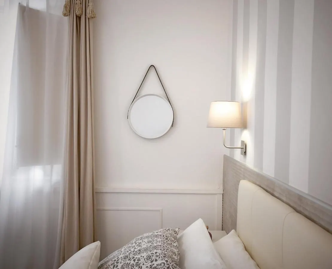 Villa Di Nera B&B Palermo 2*,  Italy